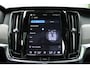 Volvo V90 2.0 T8 Plug-in hybrid AWD Ultra Dark Luchtvering | Bowers & Wilkins Audiosysteem | Lichtmetalen Velgen 20"| Kunstlederen Interieurdelen | Rondomzicht Camera | Elektrisch Glazen Panorama-Dak | Head-up Display | Electronic Climate Controle | Massagefunctie Voorstoelen | VerwarmdeGeventileerde Voorstoelen | Stuurwiel Verwarmend | Achterbank Verwarmd | Google Navigatiesysteem Full Map |Gelaagde Zijruiten | Semi Elektrische Trekhaak