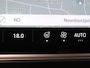Volkswagen Transporter Caravelle 2.5 L2H1 eHybrid Style 233PK Aut. Trekhaak, 360gr. Camera, Navi, Side Assist, Keyless, Matrix-LED Koplampen, Adaptieve Cruise Control, 17" LM Velgen, 8-zitpl., Stoel-stuurverwarming