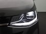 Volkswagen Transporter Caravelle 2.5 L2H1 eHybrid Style 233PK Aut. Trekhaak, 360gr. Camera, Navi, Side Assist, Keyless, Matrix-LED Koplampen, Adaptieve Cruise Control, 17" LM Velgen, 8-zitpl., Stoel-stuurverwarming
