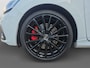 Renault Clio 1.6 Turbo R.S. Trophy 220PK| Automaat | Akrapovic  | Achteruitrijcamera | Bose Sound | Stoelverwarming | Lederen bekleding | 12 maanden garantie! |