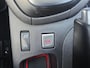 Renault Clio 1.6 Turbo R.S. Trophy 220PK| Automaat | Akrapovic  | Achteruitrijcamera | Bose Sound | Stoelverwarming | Lederen bekleding | 12 maanden garantie! |