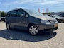 Volkswagen Touran 1.6-16V FSI Trendline 7 persoons Gearbox broken