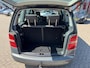 Volkswagen Touran 1.6-16V FSI Trendline 7 persoons Gearbox broken