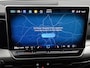 Volkswagen Golf 1.5 TSI Life Edition 116 PK | Trekhaak | Elektrisch verstelbare bestuurdersstoel | LED Koplampen | Apple Carplay | Android Auto | Camera | Stoelverwarming | Parkeersensoren | Adaptieve cruise control | 17" Lichtmetalen velgen |