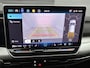 Volkswagen Golf 1.5 TSI Life Edition 116 PK | Trekhaak | Elektrisch verstelbare bestuurdersstoel | LED Koplampen | Apple Carplay | Android Auto | Camera | Stoelverwarming | Parkeersensoren | Adaptieve cruise control | 17" Lichtmetalen velgen |