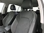 Volkswagen Golf 1.5 TSI Life Edition 116 PK | Trekhaak | Elektrisch verstelbare bestuurdersstoel | LED Koplampen | Apple Carplay | Android Auto | Camera | Stoelverwarming | Parkeersensoren | Adaptieve cruise control | 17" Lichtmetalen velgen |