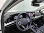Volkswagen Golf 1.5 TSI Life Edition 116 PK | Trekhaak | Elektrisch verstelbare bestuurdersstoel | LED Koplampen | Apple Carplay | Android Auto | Camera | Stoelverwarming | Parkeersensoren | Adaptieve cruise control | 17" Lichtmetalen velgen |