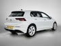 Volkswagen Golf 1.5 TSI Life Edition 116 PK | Trekhaak | Elektrisch verstelbare bestuurdersstoel | LED Koplampen | Apple Carplay | Android Auto | Camera | Stoelverwarming | Parkeersensoren | Adaptieve cruise control | 17" Lichtmetalen velgen |