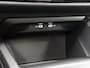 Volkswagen Golf 1.5 TSI Life Edition 116 PK | Trekhaak | Elektrisch verstelbare bestuurdersstoel | LED Koplampen | Apple Carplay | Android Auto | Camera | Stoelverwarming | Parkeersensoren | Adaptieve cruise control | 17" Lichtmetalen velgen |