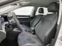 Volkswagen Golf 1.5 TSI Life Edition 116 PK | Trekhaak | Elektrisch verstelbare bestuurdersstoel | LED Koplampen | Apple Carplay | Android Auto | Camera | Stoelverwarming | Parkeersensoren | Adaptieve cruise control | 17" Lichtmetalen velgen |