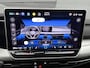 Volkswagen Golf 1.5 TSI Life Edition 116 PK | Trekhaak | Elektrisch verstelbare bestuurdersstoel | LED Koplampen | Apple Carplay | Android Auto | Camera | Stoelverwarming | Parkeersensoren | Adaptieve cruise control | 17" Lichtmetalen velgen |
