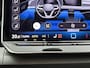 Volkswagen Golf 1.5 TSI Life Edition 116 PK | Trekhaak | Elektrisch verstelbare bestuurdersstoel | LED Koplampen | Apple Carplay | Android Auto | Camera | Stoelverwarming | Parkeersensoren | Adaptieve cruise control | 17" Lichtmetalen velgen |