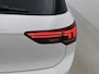 Volkswagen Golf 1.5 TSI Life Edition 116 PK | Trekhaak | Elektrisch verstelbare bestuurdersstoel | LED Koplampen | Apple Carplay | Android Auto | Camera | Stoelverwarming | Parkeersensoren | Adaptieve cruise control | 17" Lichtmetalen velgen |