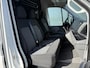 Volkswagen Crafter 2.0 TDI 141 PK / L3H3 / 2x SCHUIFDEUR / IMPERIAAL + LADDER / 3 TONS TREKHAAK / CAMERA / 3-ZITS / VERWARMDE VOORRUIT