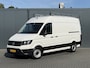 Volkswagen Crafter 2.0 TDI 141 PK / L3H3 / 2x SCHUIFDEUR / IMPERIAAL + LADDER / 3 TONS TREKHAAK / CAMERA / 3-ZITS / VERWARMDE VOORRUIT