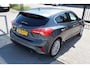 Ford Focus 1.0 EcoBoost Titanium Business Nederlandse auto! Apple carplay/Achteruitrijcamera/Automatisch inparkeren/Stoelverwarming/Stuurverwarming/Parkeersensoren/Navigatie/DAB/Licht metalen velgen