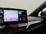 Volkswagen ID.5 Pro Business Advantage 77 kWh 204PK SOH 96,5%, Panoramadak, Trekhaak, Matrix LED-Verlichting, 20" LM Velgen, Head-Up Display