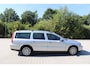 Volvo V70 2.4D D5 Summum 2x in 1 koop voor 1000 euro. loop,sloop,export
