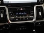 Kia Sorento 1.6 T-GDI Plug-in Hybrid 4WD ExecutiveLine 7p. | Panoramadak | Trekhaak | Stoelventilatie | Zondag open!
