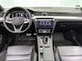 Volkswagen Passat Variant 1.5 TSI R-Line Business | 150 PK | Automaat | Black Style | Trekhaak | Stoelverwarming | Navigatie PRO (Groot Scherm) | Ergo Active Stoelen (Memory + Massage) | Leder | Panorama Schuif/Kantel Dak