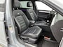 Volkswagen Passat Variant 1.5 TSI R-Line Business | 150 PK | Automaat | Black Style | Trekhaak | Stoelverwarming | Navigatie PRO (Groot Scherm) | Ergo Active Stoelen (Memory + Massage) | Leder | Panorama Schuif/Kantel Dak