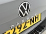 Volkswagen Passat Variant 1.5 TSI R-Line Business | 150 PK | Automaat | Black Style | Trekhaak | Stoelverwarming | Navigatie PRO (Groot Scherm) | Ergo Active Stoelen (Memory + Massage) | Leder | Panorama Schuif/Kantel Dak