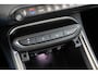 Jeep Avenger 1.2 e-Hybrid Summit | Tot 8 Jaar Garantie | Navigatie | Camera | Elektrische Achterklep | Keyless | Apple Carplay & Android Auto | 18 Inch Lichtmetalen velgen |