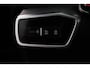 Audi A6 Avant 55 TFSIe 367pk quattro Competition Luchtvering HUD Trekhaak Keyless Stoelverwarming Panoramadak Memory Stoelen