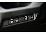 Toyota RAV4 2.5 Hybrid Bi-Tone Automaat 218pk | Voorstoelen verwarmd | Parkeersensor voor en achter | Lendesteun(en) verstelbaar | Voorruit verwarming