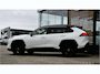 Toyota RAV4 2.5 Hybrid Bi-Tone Automaat 218pk | Voorstoelen verwarmd | Parkeersensor voor en achter | Lendesteun(en) verstelbaar | Voorruit verwarming