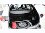 Toyota RAV4 2.5 Hybrid Bi-Tone Automaat 218pk | Voorstoelen verwarmd | Parkeersensor voor en achter | Lendesteun(en) verstelbaar | Voorruit verwarming