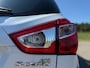 Suzuki S-Cross SX4 1.6 Urban | Stoelverwarming | Airco | Trekhaak | 16" Velgen + 4S Banden | PDC | Cruise | Goed Onderhouden! |