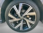 Volkswagen Polo 1.0TSI/110PK DSG R-Line · Panoramadak · Apple/Android Car Play · Camera · Navigatie · Trekhaak · 17'' velgen · Stoelverwarming ·