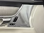 Volvo V90 T8 Recharge Ultra Dark | 20" | Luchtvering | Geventileerd Nappa | Stoelmassage | Bowers & Wilkins | Trekhaak | 360 Camera | Gelamineerd & Getint Glas | Head-Up | Panoramadak | Lederen interieurdelen
