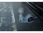 Volvo XC90 T8 Plug-in hybrid AWD Ultra Dark | Bowers & Wilkins Premium Audio | Luchtvering | Nappa Lederen bekleding met ventilatie | 360° Parkeercamera | Semi-Electrische Wegklapbare trekhaak | Panoramadak | Stoelverwarming | Parkeersensoren voor + achter