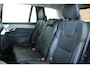 Volvo XC90 T8 Plug-in hybrid AWD Ultra Dark | Bowers & Wilkins Premium Audio | Luchtvering | Nappa Lederen bekleding met ventilatie | 360° Parkeercamera | Semi-Electrische Wegklapbare trekhaak | Panoramadak | Stoelverwarming | Parkeersensoren voor + achter