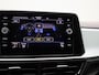 Volkswagen T-Roc 1.5 TSI Life Business 150 PK| Origineel Nederlands | 1e Eigenaar | Navigatie | Dodehoekdetectie | Achteruitrijcamera | Stoelverwarming | Climatronic | Digitale Cockpit Pro