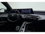 Peugeot E-3008 GT Long Range 230 97 kWh | DEMO | 8 jaar garantie | Panoramisch schuifdak | Stoelverwarming voor en achter | Alcantara bekleding | Navigatie | Camera