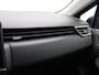 Renault Clio 1.6 E-Tech Hybrid 140 Zen | Trekhaak | Stoelverwarming | Climate control | Cruise control | Parkeersensoren achter | Apple carplay/Android auto |
