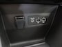 Renault Clio 1.6 E-Tech Hybrid 140 Zen | Trekhaak | Stoelverwarming | Climate control | Cruise control | Parkeersensoren achter | Apple carplay/Android auto |
