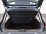 Renault Clio 1.6 E-Tech Hybrid 140 Zen | Trekhaak | Stoelverwarming | Climate control | Cruise control | Parkeersensoren achter | Apple carplay/Android auto |