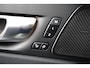Volvo XC60 T6 Recharge AWD Plus Black Edition | Facelift | Head-Up | 360° Camera | Harman/Kardon | Sportstoel | 21" | Panoramadak