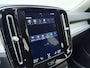 Volvo XC40 T2 130PK Business Pro | Stoel/stuurverwarming + stoelverwarming achter | Achteruitrijcamera | Parkeersensoren voor | Climate control | Applecarplay/ android auto |