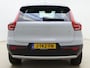 Volvo XC40 T2 130PK Business Pro | Stoel/stuurverwarming + stoelverwarming achter | Achteruitrijcamera | Parkeersensoren voor | Climate control | Applecarplay/ android auto |