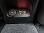 Volvo XC40 T2 130PK Business Pro | Stoel/stuurverwarming + stoelverwarming achter | Achteruitrijcamera | Parkeersensoren voor | Climate control | Applecarplay/ android auto |