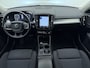 Volvo XC40 T2 130PK Business Pro | Stoel/stuurverwarming + stoelverwarming achter | Achteruitrijcamera | Parkeersensoren voor | Climate control | Applecarplay/ android auto |