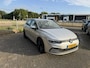 Volkswagen Golf 1.0 eTSI Life DSG Navigatie, achteruitrijcamera