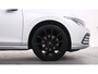 Volkswagen Golf 1.0 eTSI Life DSG Navigatie, achteruitrijcamera