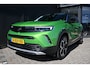 Opel Mokka-e Ultimate 50-kWh 11kw bl. 92,7%SOH! 3 Fase | Alcantara | Adaptive Cruise | Stuur/Stoelverwarming | Achteruitrijcamera | Navigatie | !!
