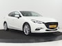 Mazda 3 2.0 SkyActiv-G 120 GT-M | Head-Up | Leder | Stoelverwarming | Adaptive cruise | Camera | Stuurverwarming | Bose Sound | Navigatie | Full LED | Keyless | Parkeerhulp | Climate control